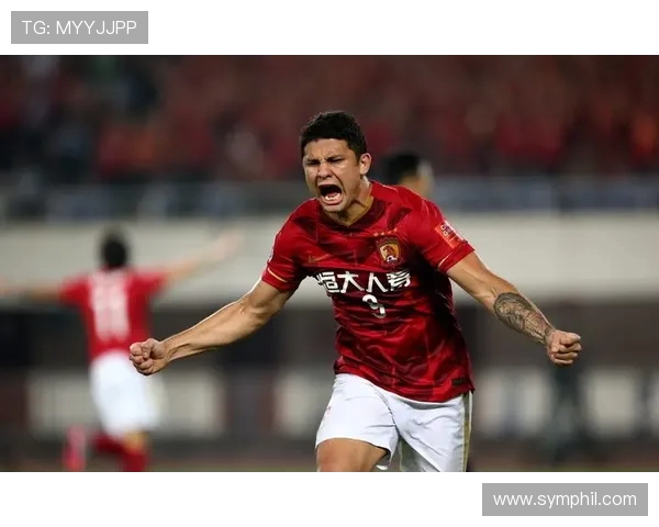 艾克森为成都蓉城亚冠首个主场加油 祝队友好运迎战精英赛 艾克森为成都蓉城亚冠首个主场加油 祝队友好运迎战精英赛