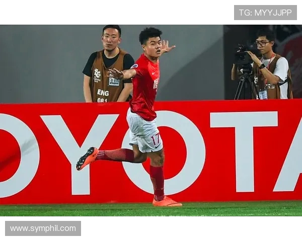 科贝尔:与凯恩对决时依靠直觉应对他强大的终结能力 科贝尔:与凯恩对决时依靠直觉应对他强大的终结能力