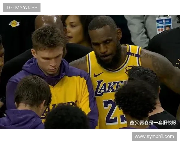 原创湖人惨败,詹姆斯赛后暗示球权分配有问题,没有打出团队篮球
